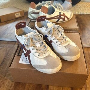 Onitsuka Tiger by Asics White crimson blue size 8 women’s sneaker